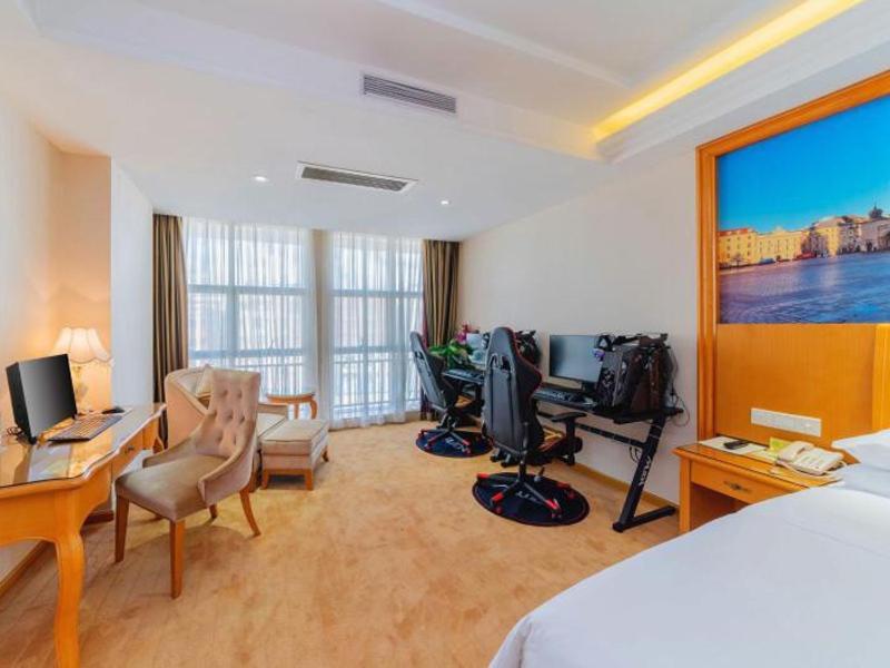 Vienna Hotel Shiyan Guangming Road Шэньчжэнь Экстерьер фото