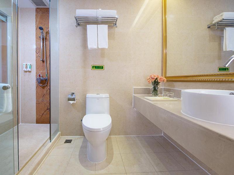 Vienna Hotel Shiyan Guangming Road Шэньчжэнь Экстерьер фото