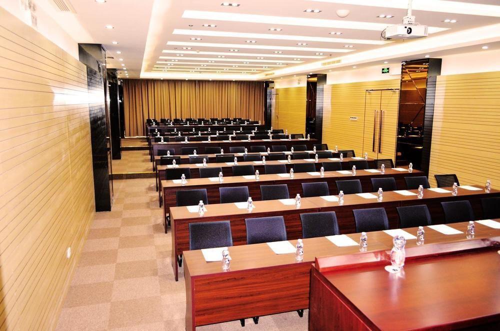 Vienna Hotel Shiyan Guangming Road Шэньчжэнь Экстерьер фото
